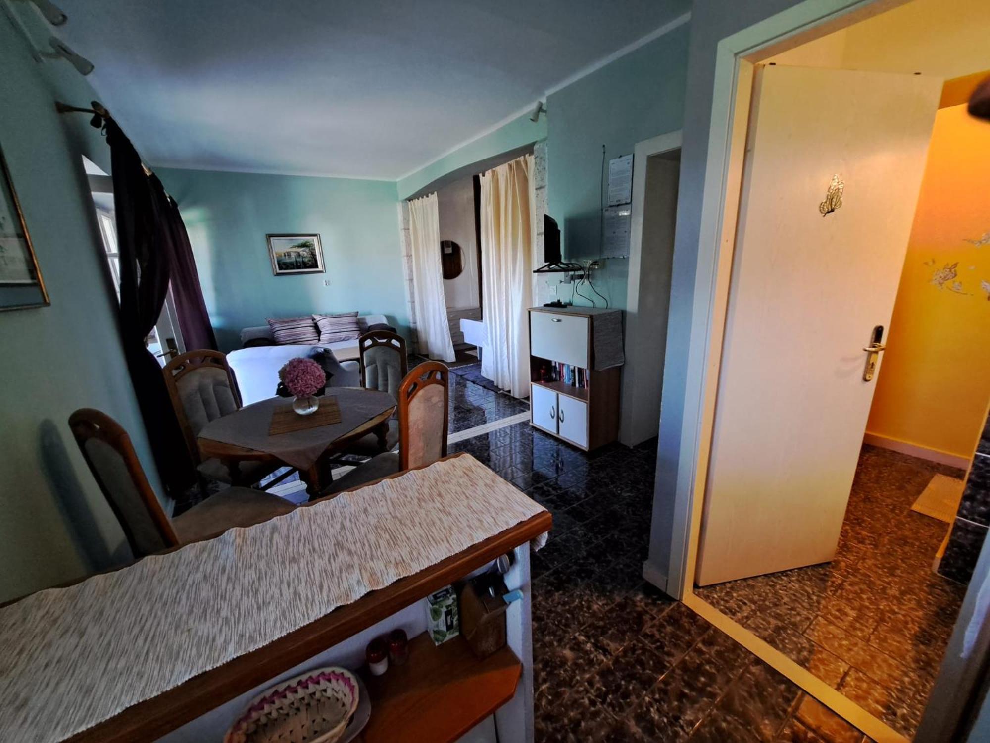 Apartmani Dusica Lumbarda Eksteriør bilde